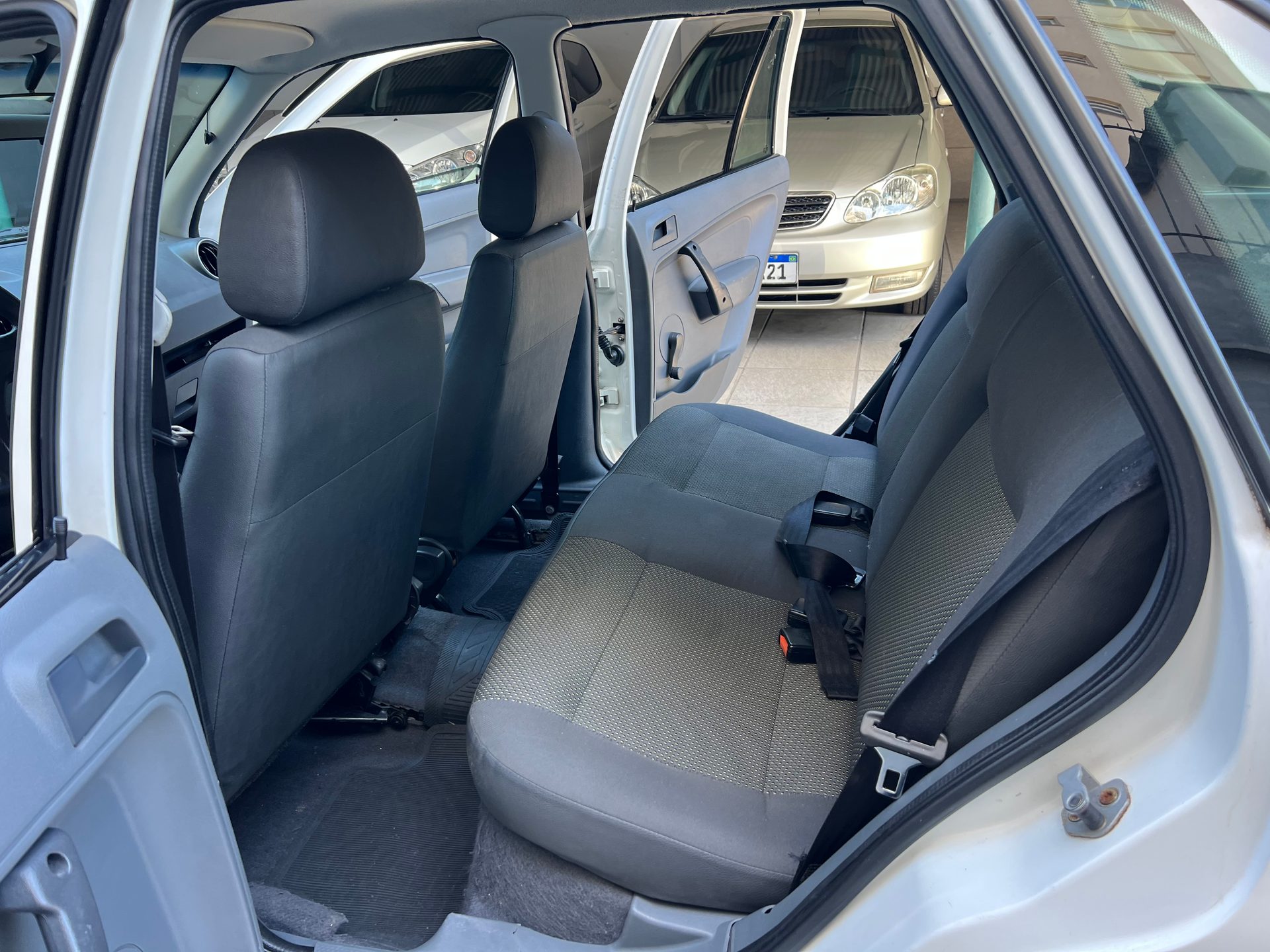 VW - VOLKSWAGEN GOL PLUS 1.0 MI TOTAL FLEX 4P