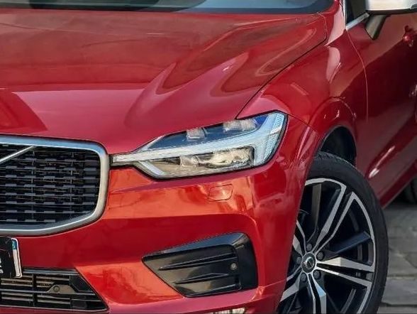 VOLVO XC 60 T-5 R-DESIGN 2.0 AWD 5P