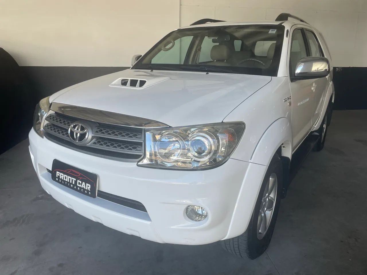 TOYOTA HILUX SW4 SRV D4-D 4X4 3.0 TDI DIES. AUT