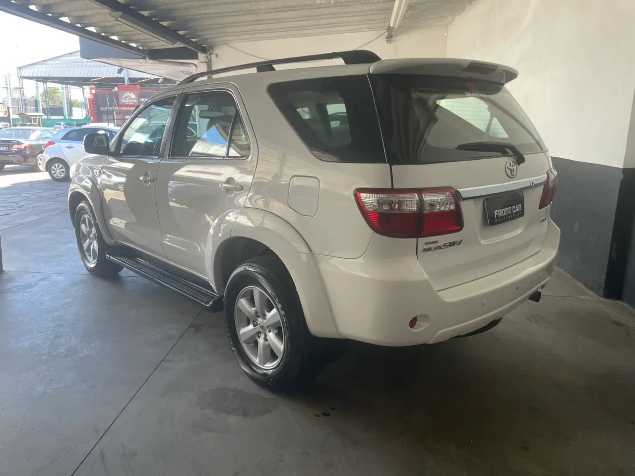 TOYOTA HILUX SW4 SRV D4-D 4X4 3.0 TDI DIES. AUT