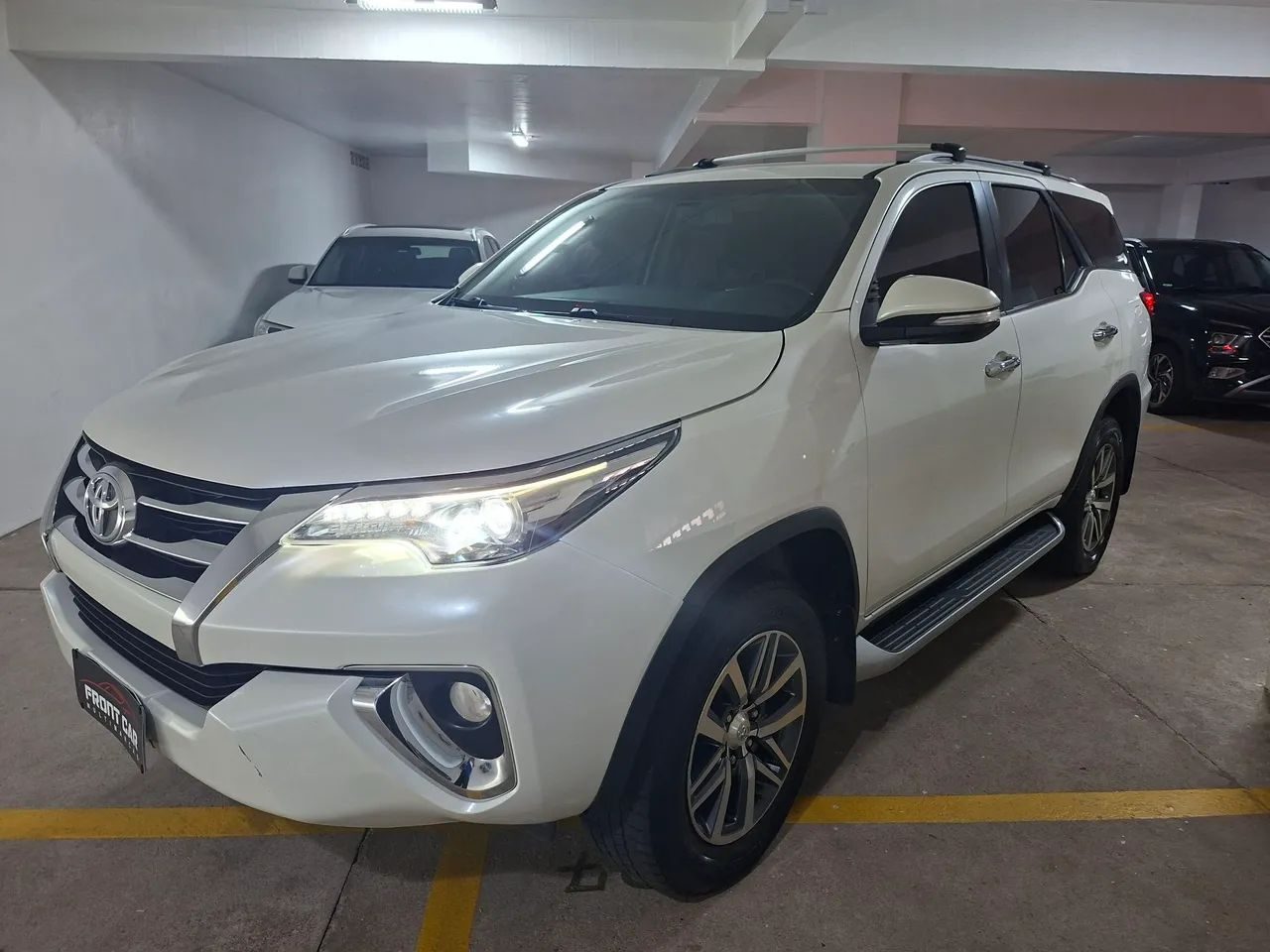 TOYOTA HILUX SW4 SRX 4X4 2.8 TDI 16V DIES. AUT.