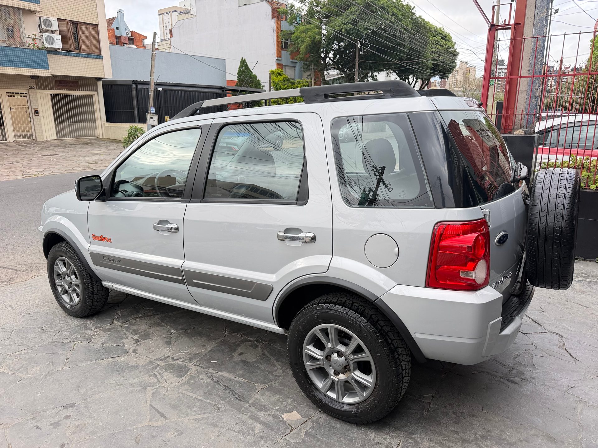 FORD ECOSPORT XLT FREESTYLE 1.6 FLEX 8V 5P