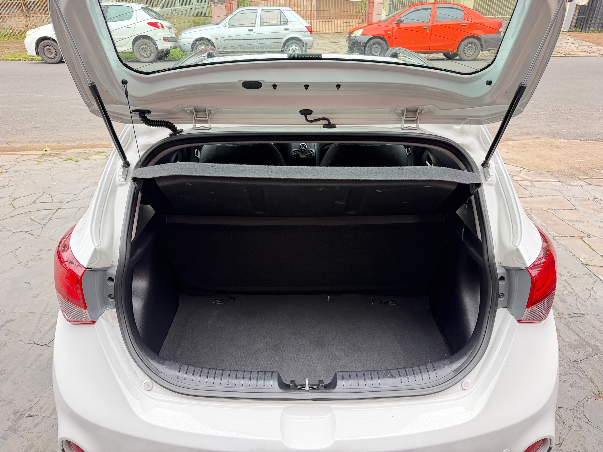 HYUNDAI HB20X PREMIUM 1.6 FLEX 16V AUT.