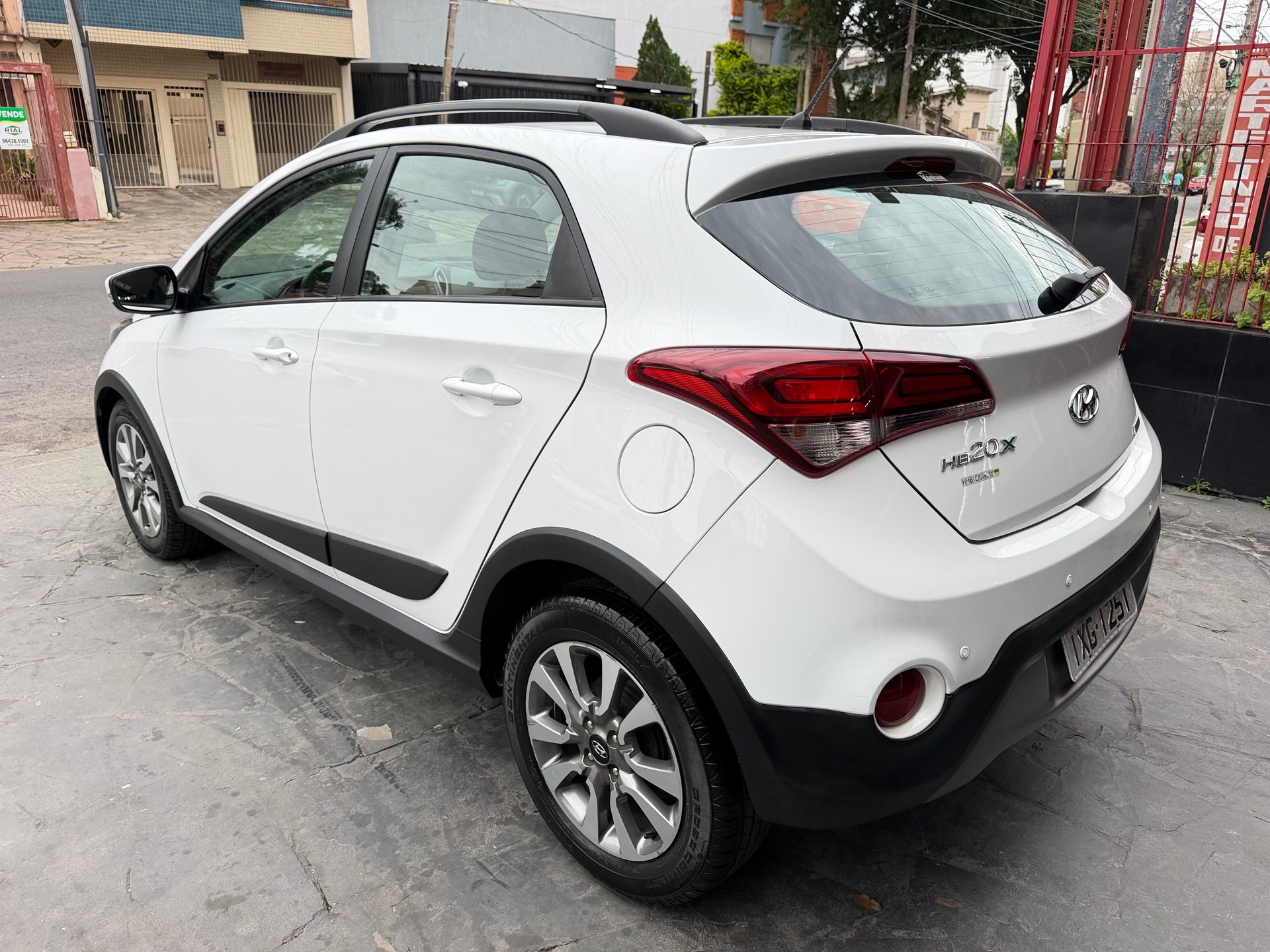 HYUNDAI HB20X PREMIUM 1.6 FLEX 16V AUT.