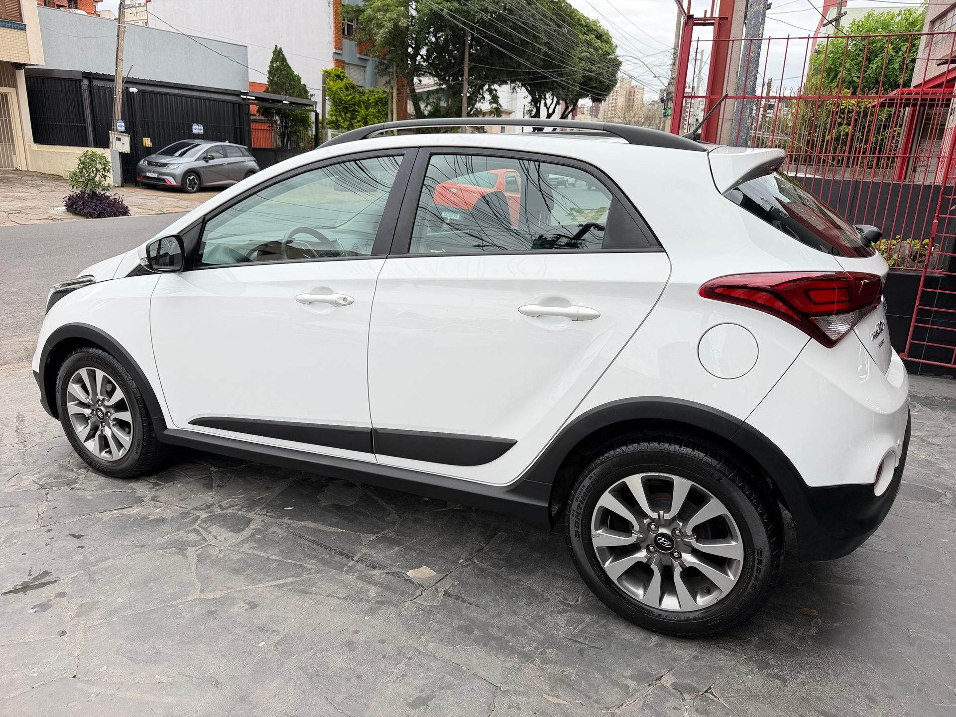 HYUNDAI HB20X PREMIUM 1.6 FLEX 16V AUT.