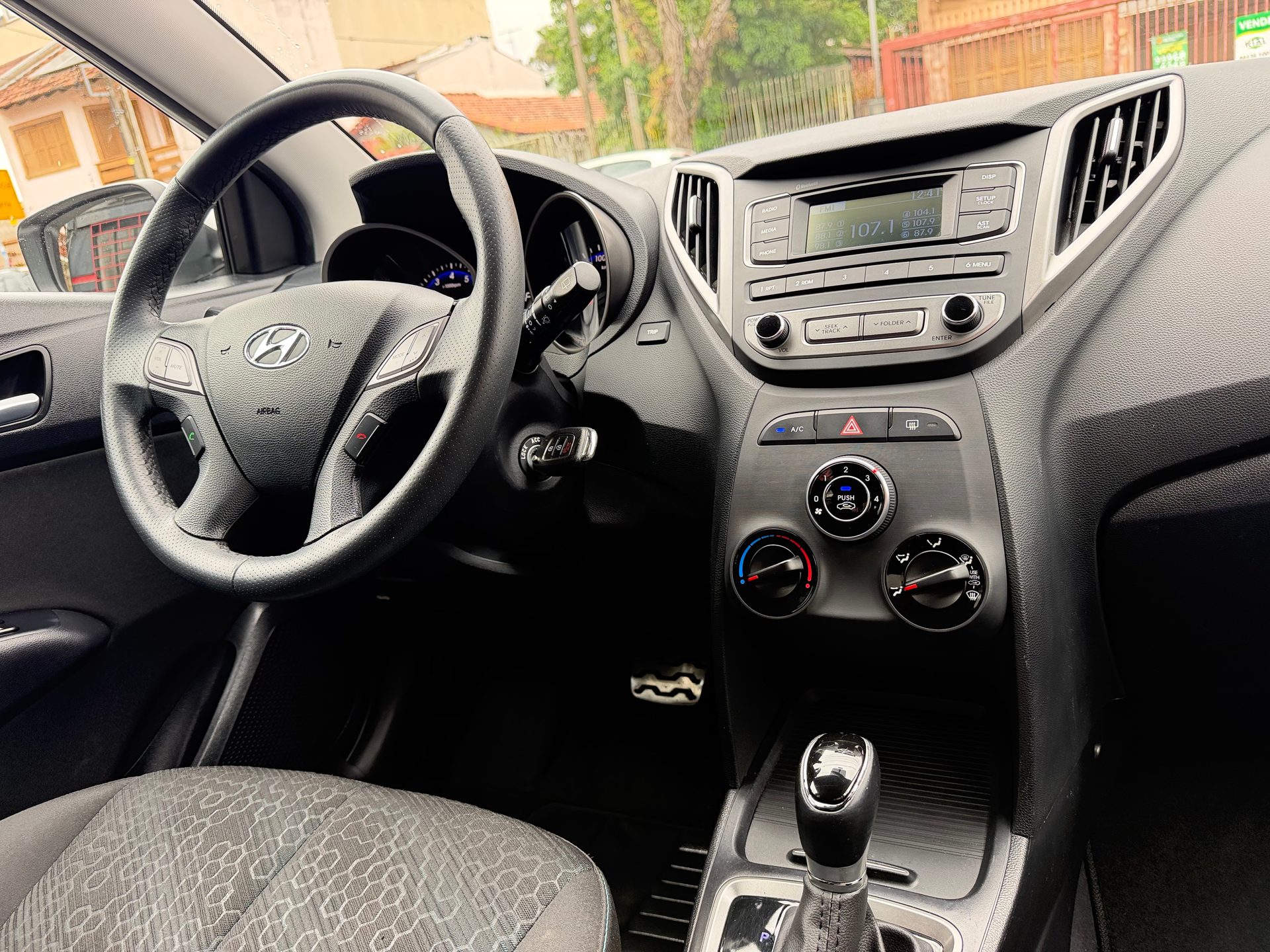 HYUNDAI HB20X PREMIUM 1.6 FLEX 16V AUT.