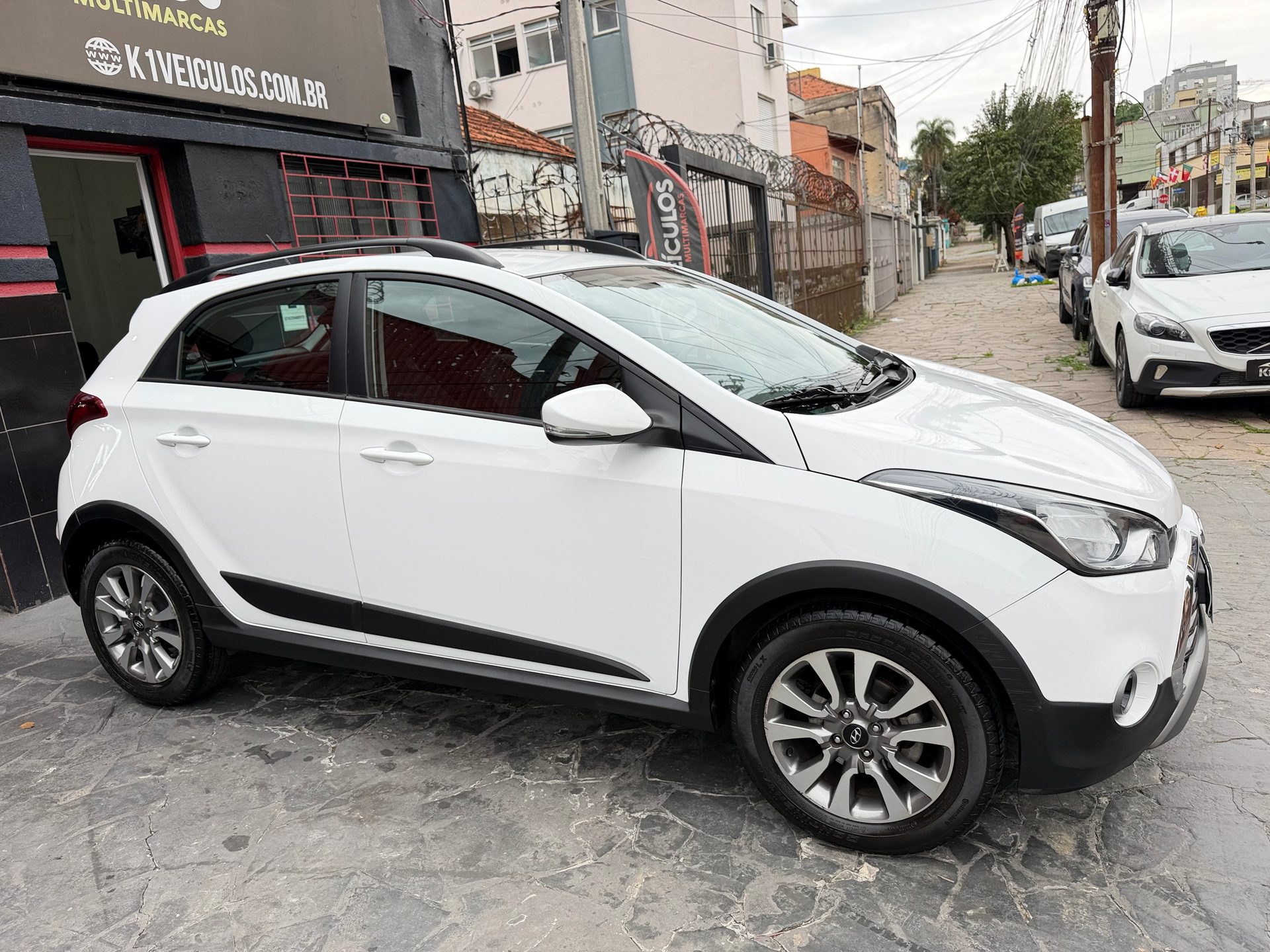HYUNDAI HB20X PREMIUM 1.6 FLEX 16V AUT.