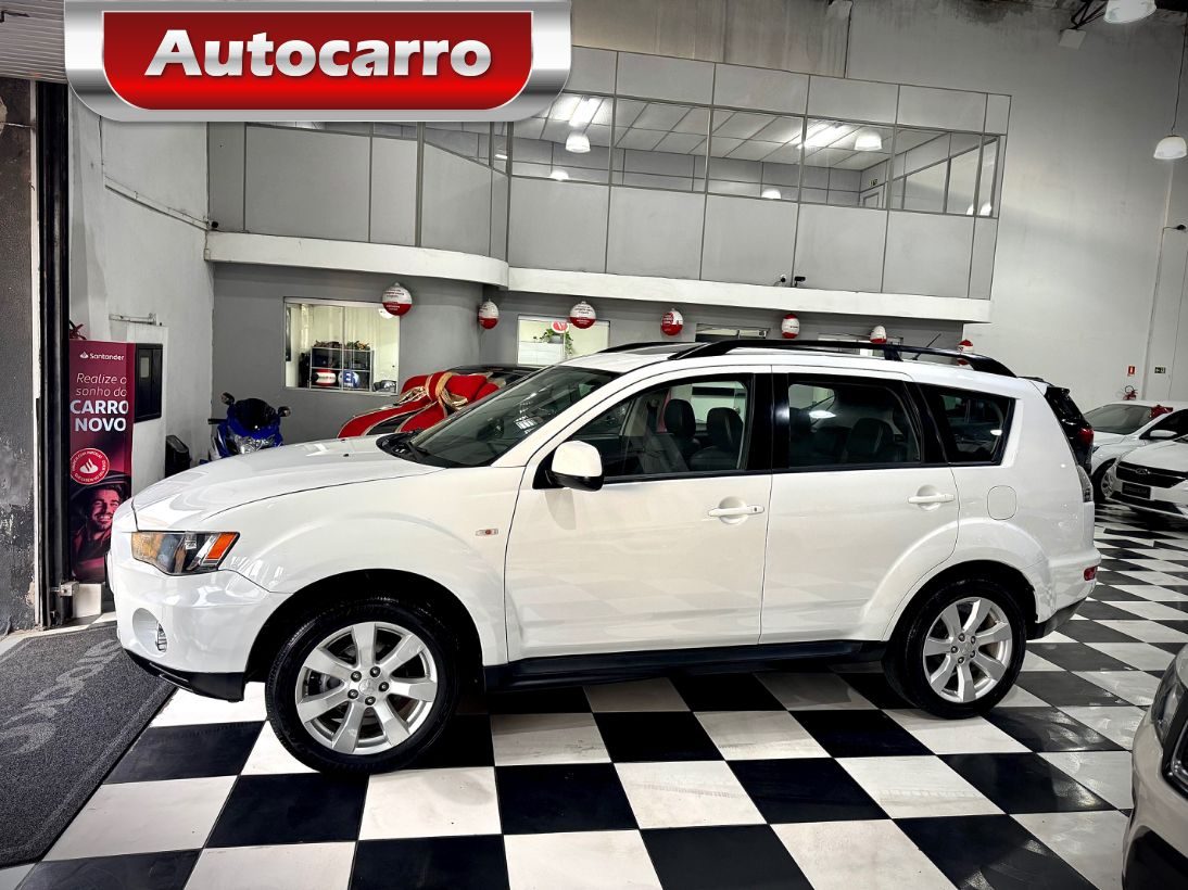 MITSUBISHI OUTLANDER 2.0 16V 160CV AUT.