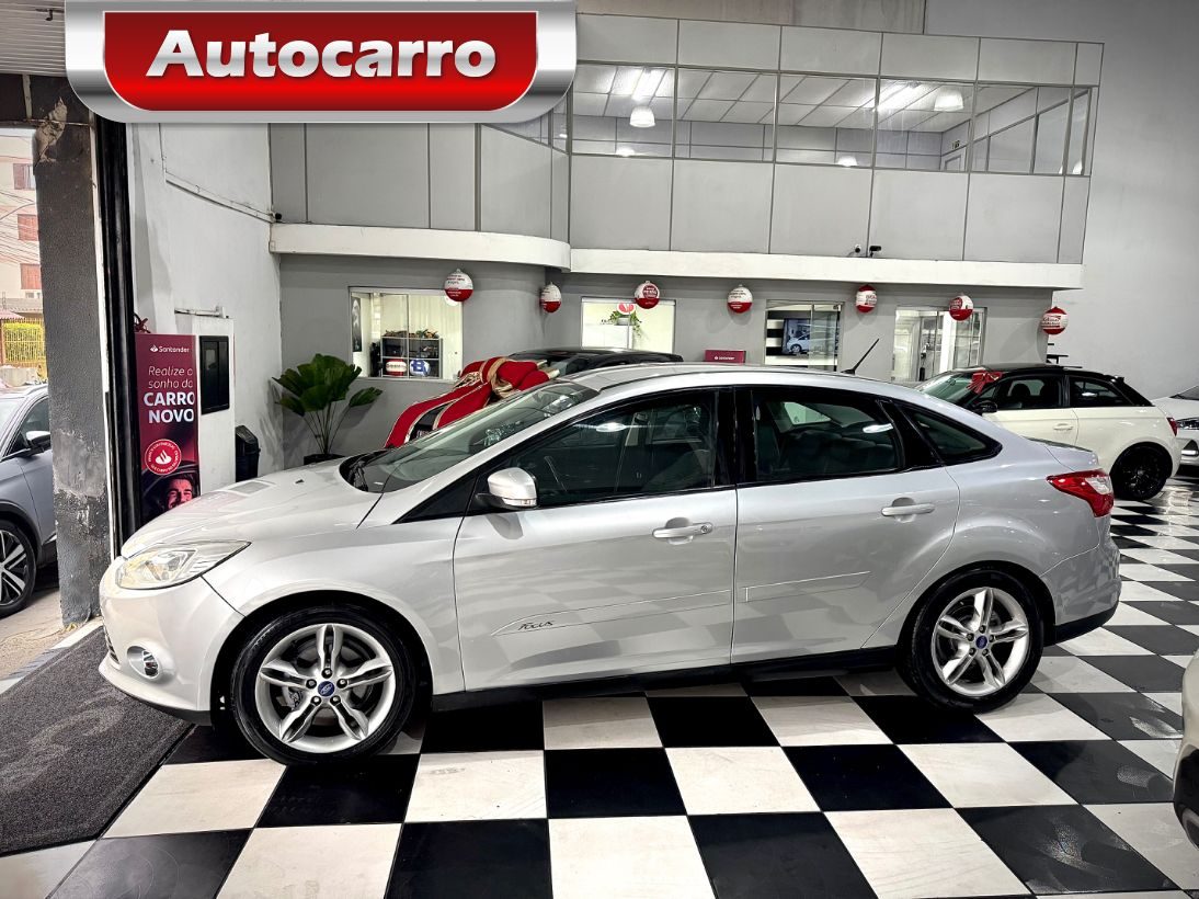 FORD FOCUS SEDAN 2.0 16V/2.0 16V FLEX 4P AUT.