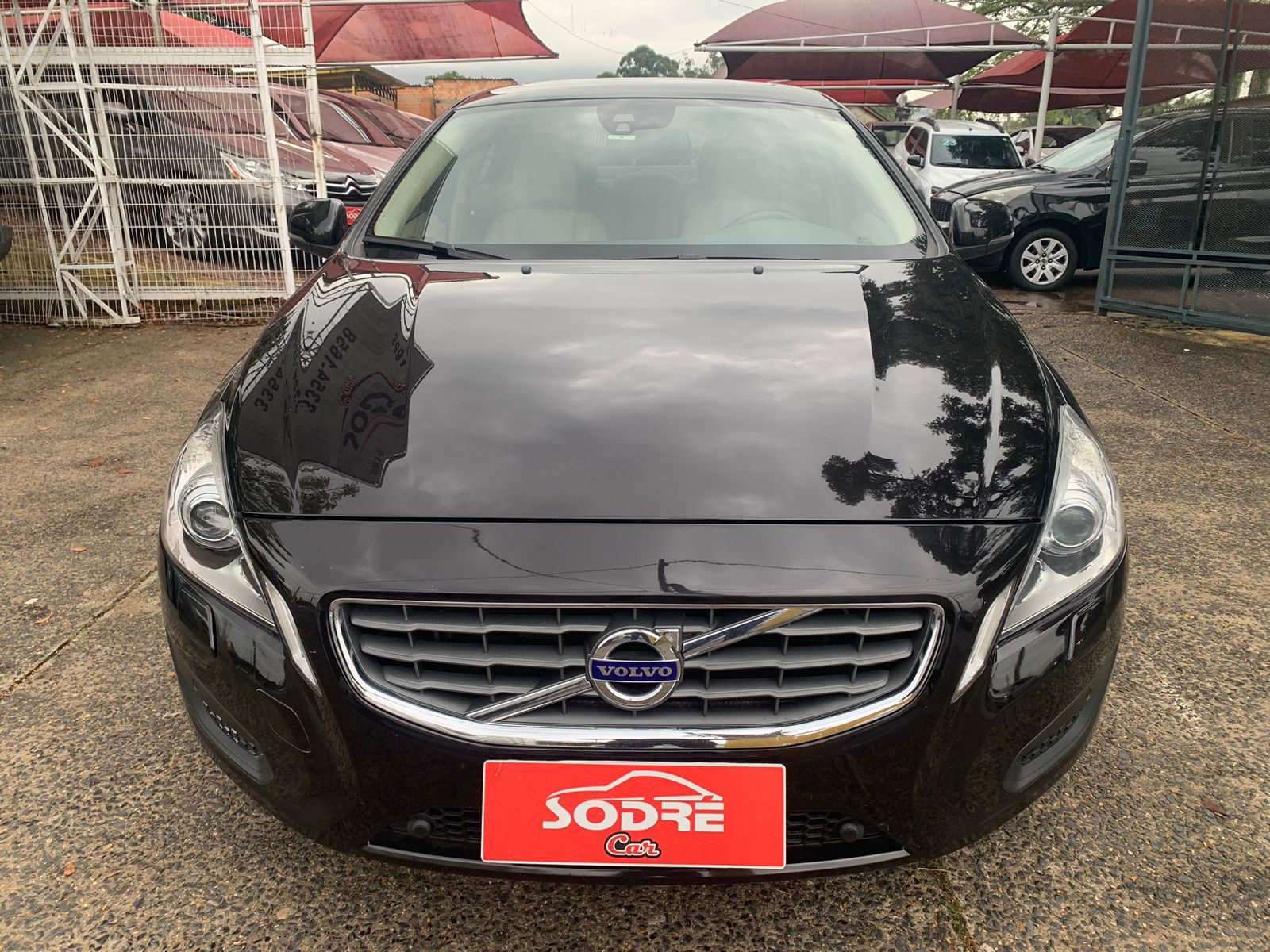 VOLVO S60 T-5 2.0 240CV 4P