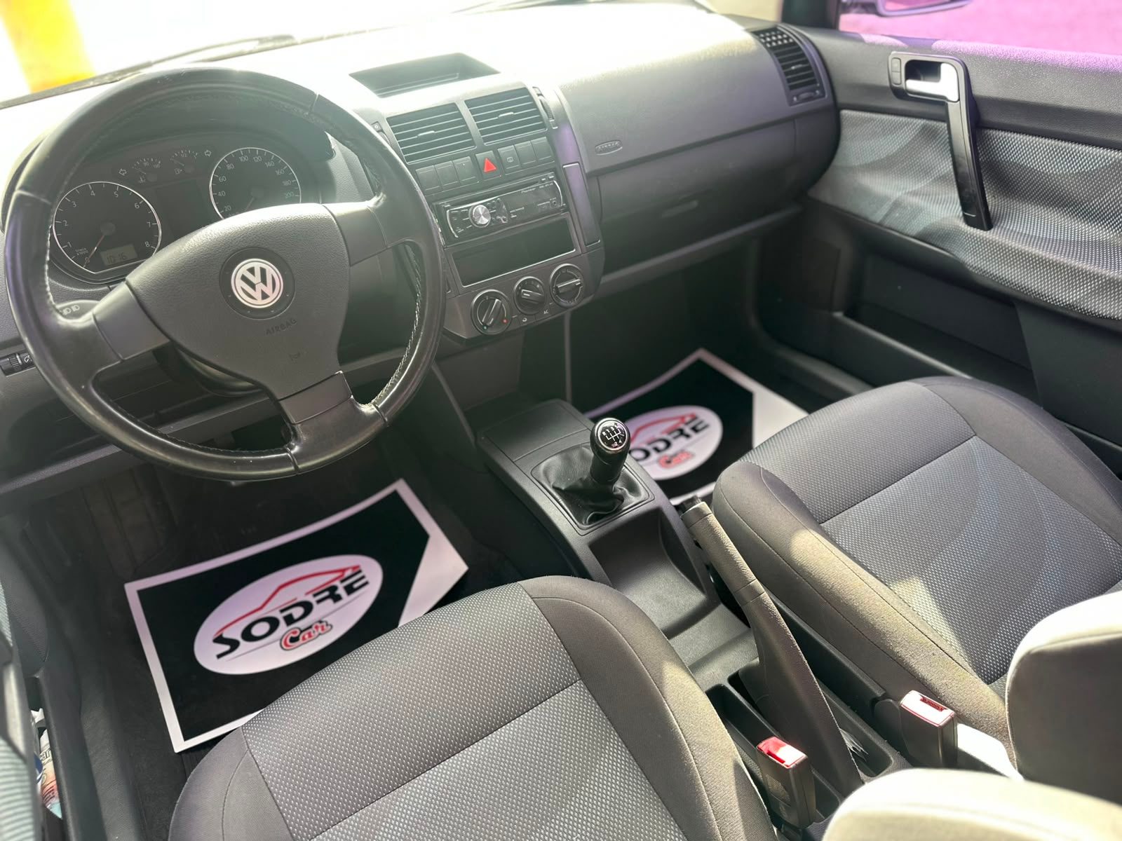 VW - VOLKSWAGEN POLO SED. COMFORT. 1.6 MI TOT. FLEX 8V