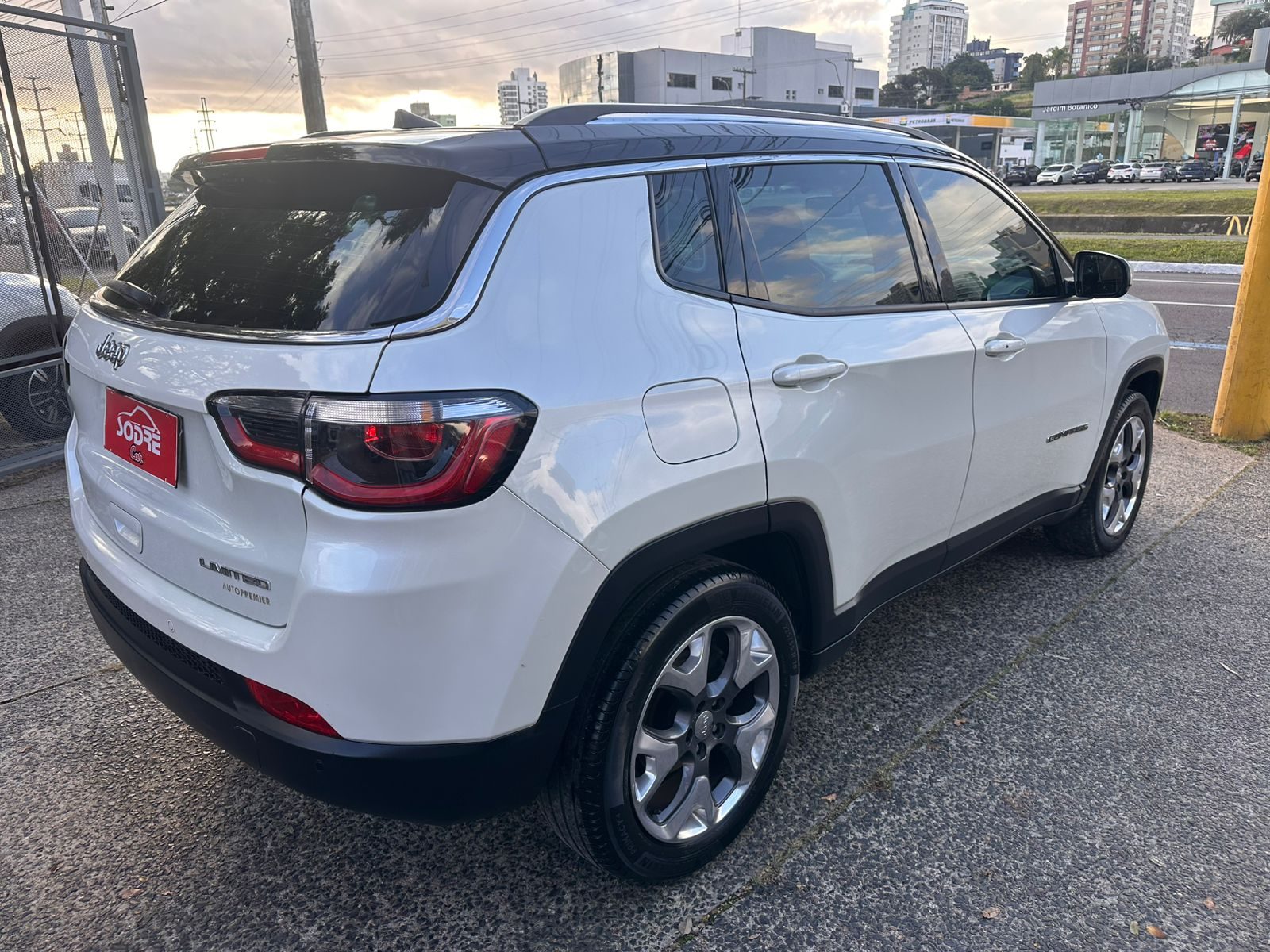 JEEP COMPASS LIMITED 2.0 4X2 FLEX 16V AUT.