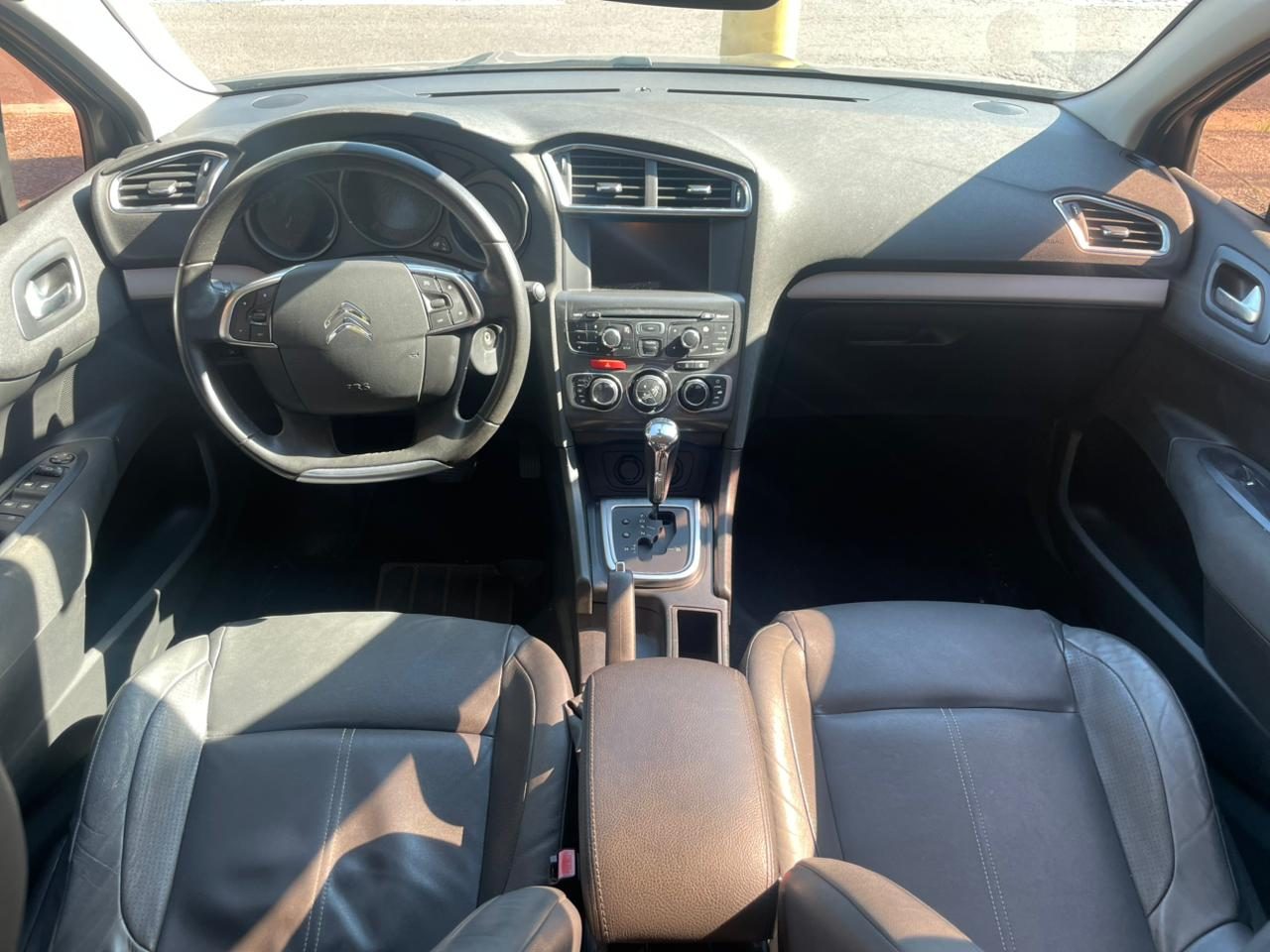 CITROËN C4 LOUNGE TENDANCE 1.6 TURBO 4P AUT