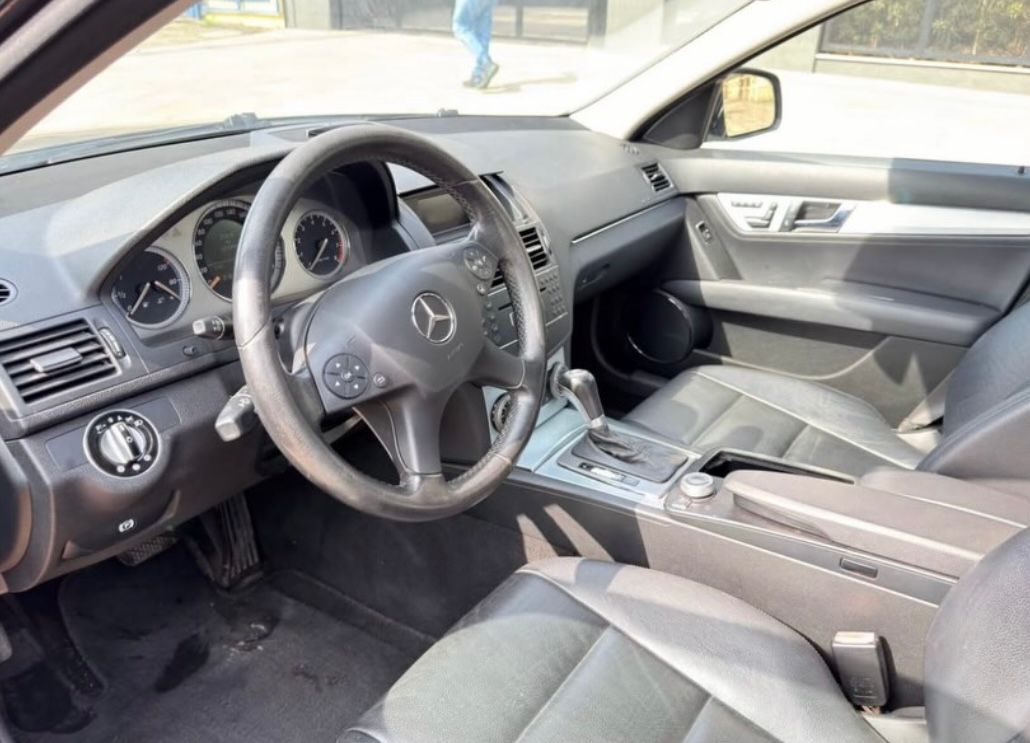 MERCEDES-BENZ MERCEDES C-280